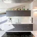 Stunning Huvilakatu Penthouse
